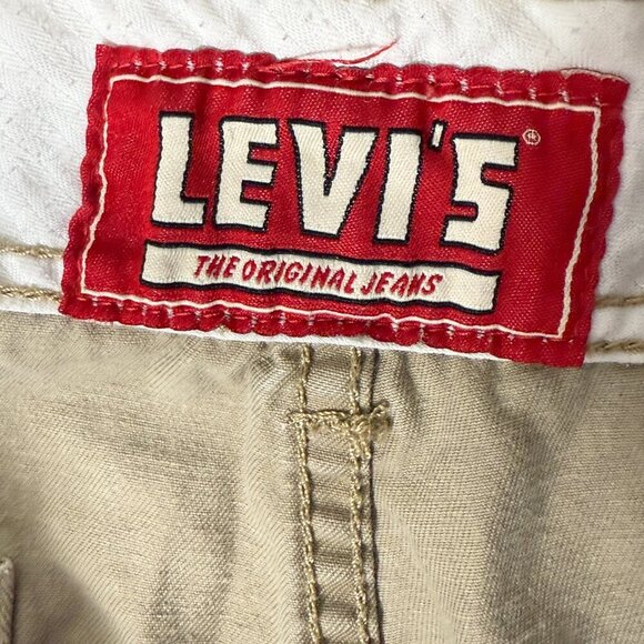 Levi's Red Tag Cargo Shorts, Tan/Khaki Sz 38 Men's - Picture 2 of 11